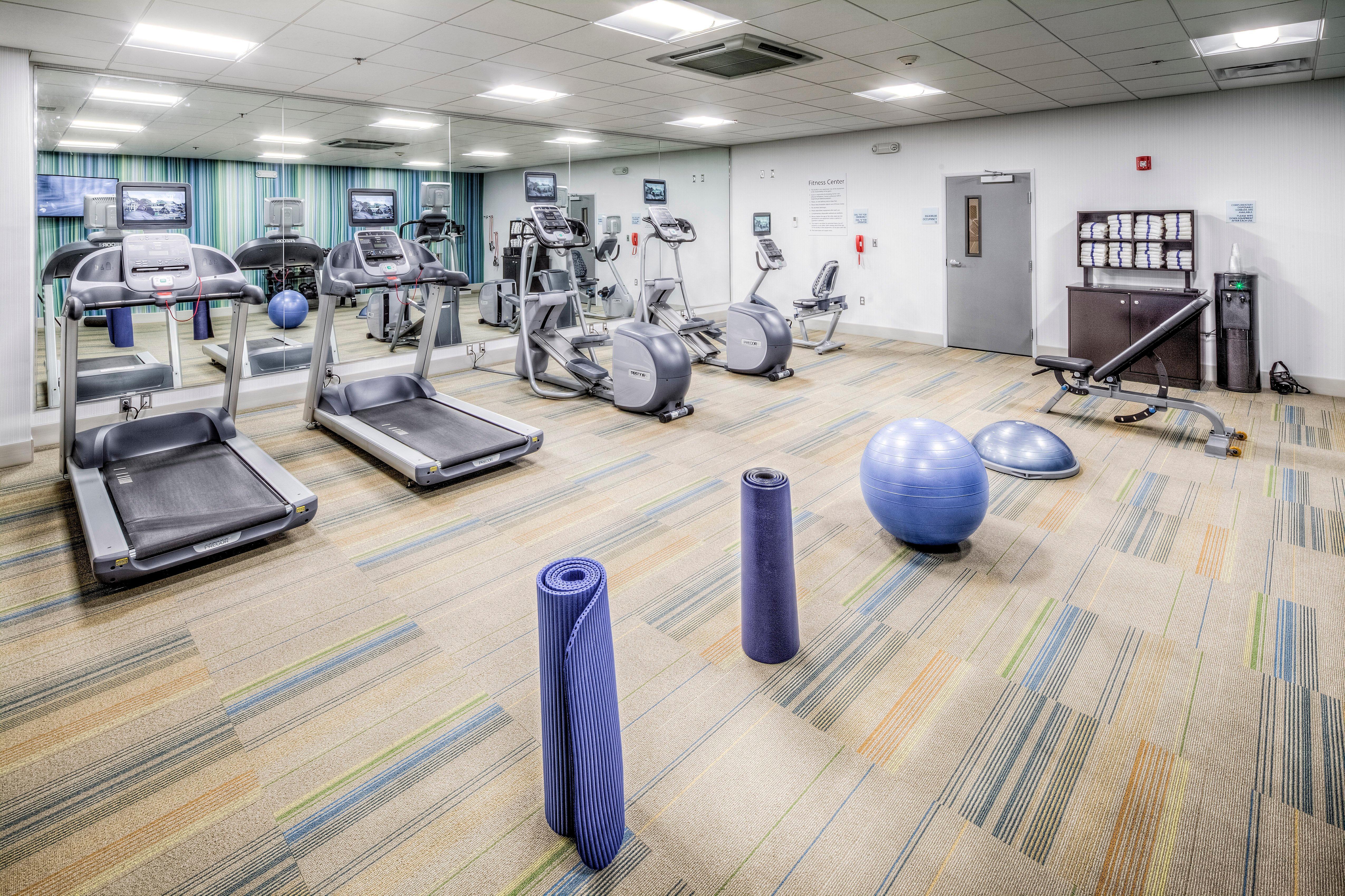 Holiday Inn Express & Suites Cleveland/Westlake By Ihg Экстерьер фото