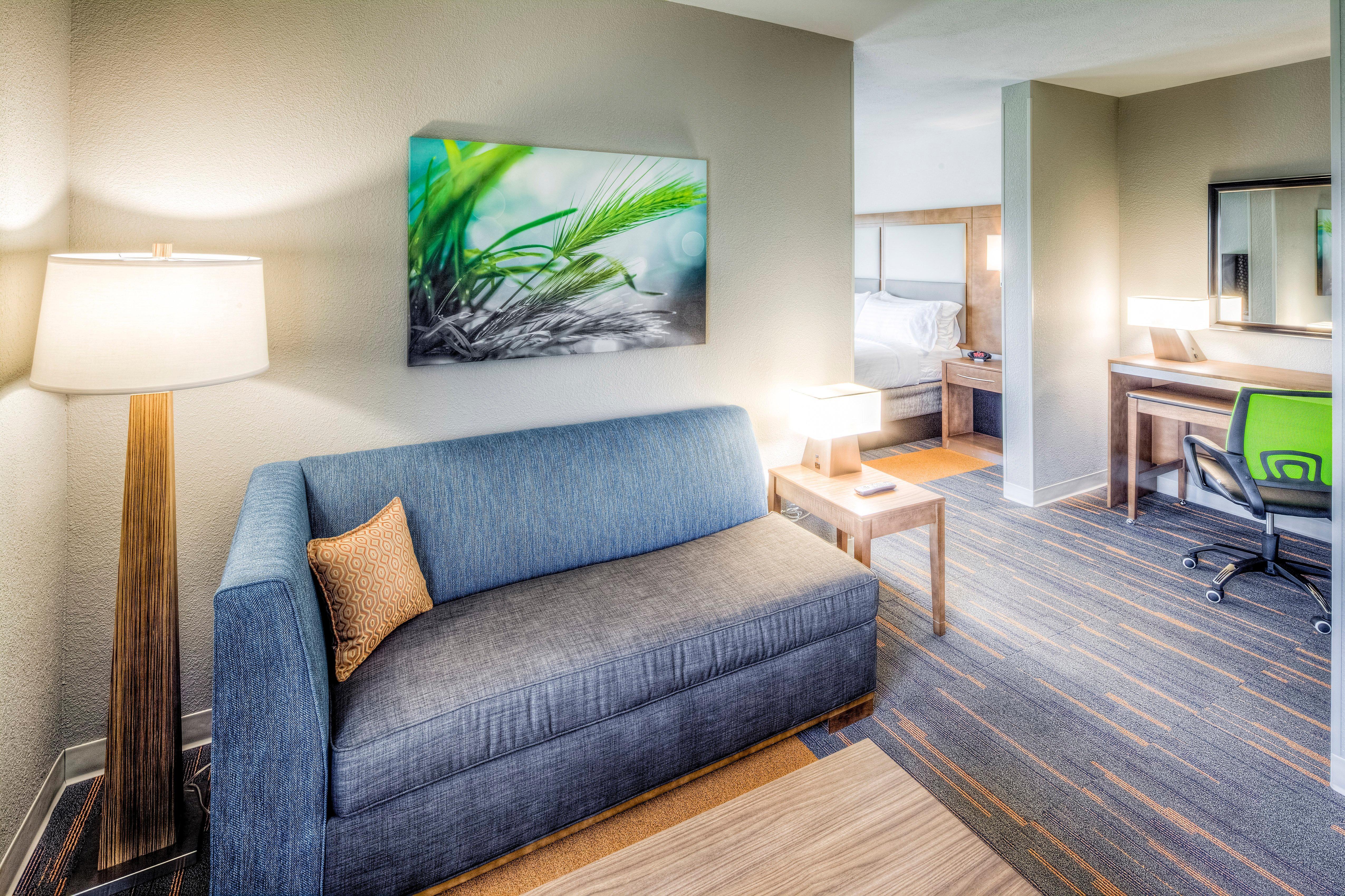 Holiday Inn Express & Suites Cleveland/Westlake By Ihg Экстерьер фото